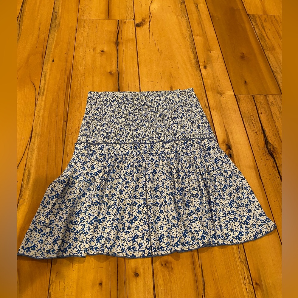 Floral mini skirt